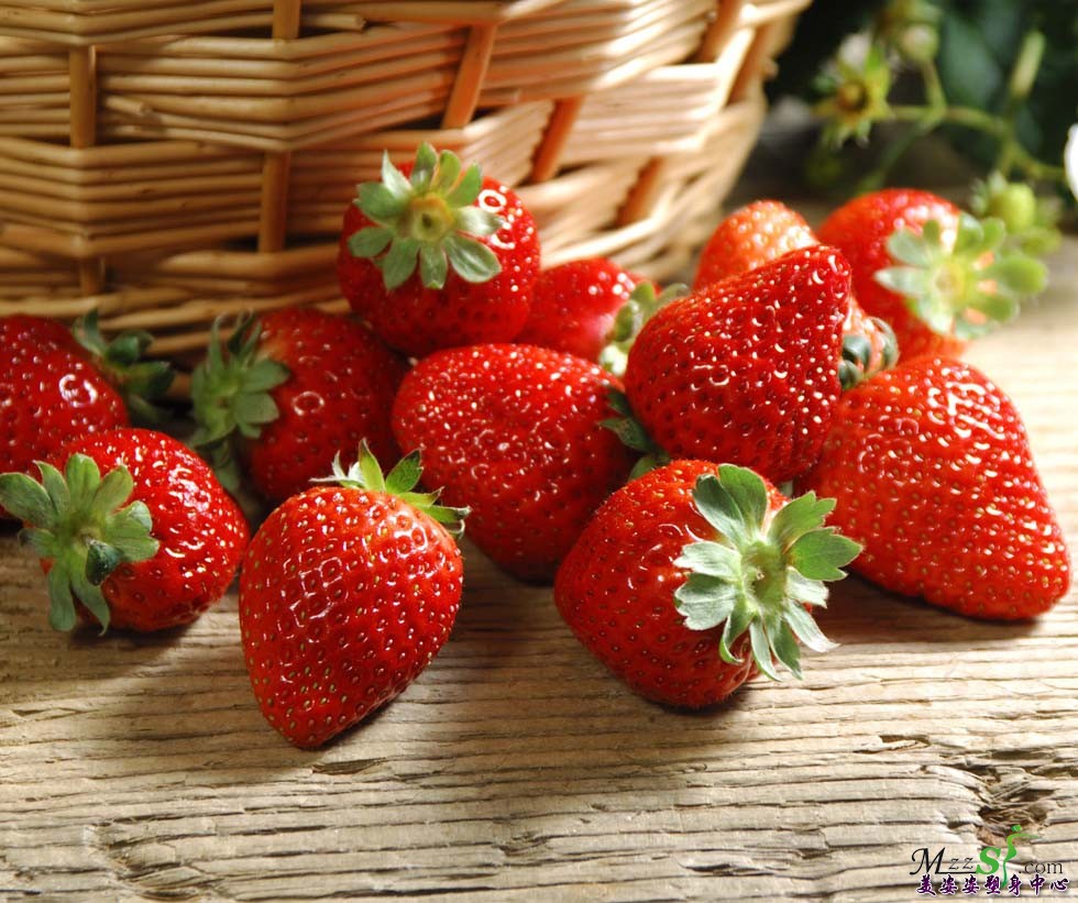 草莓减肥功效与营养价值