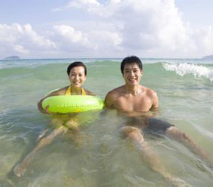 游泳减肥是夏季最佳的瘦身运动